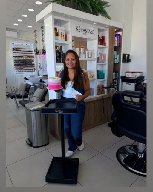 Awe nos a celebra Karina!
🎉✨ Feliz cumpleaños, Karina✨🎉

Nos ta deseabo un dia yena cu alegria y momento nan special. Cu aña cu ta bin, tin hopy exito y felicidad! 🥳🩷

Te deseamos un día lleno de alegría, sonrisas y momentos especiales. ¡Que este nuevo año venga con mucho éxito y felicidad! 🥳🩷

Yuda nos felicita Karina!